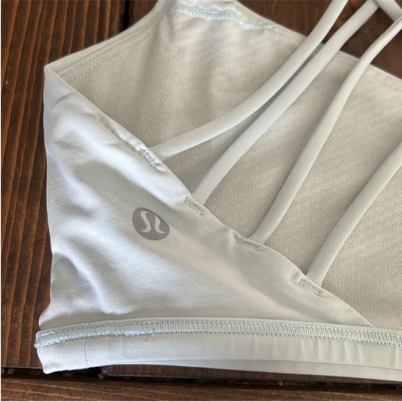 Lululemon Free to Be Bra - Picture 7 of 8